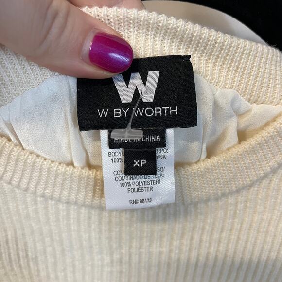 W by Worth Cream White Long Sleeve White Sweater Pleated Back 100% Wool XS - Picture 2 of 6